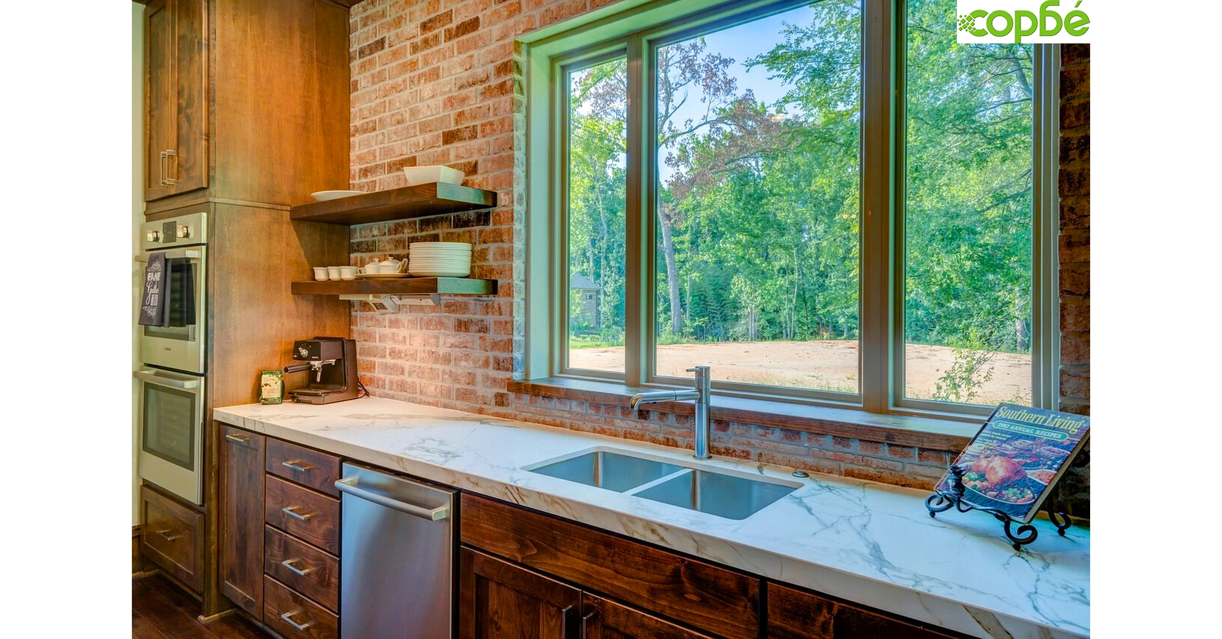 Кухня в рустикален стил - какво отличава мивката в селски стил и за какъв интериор подхожда?