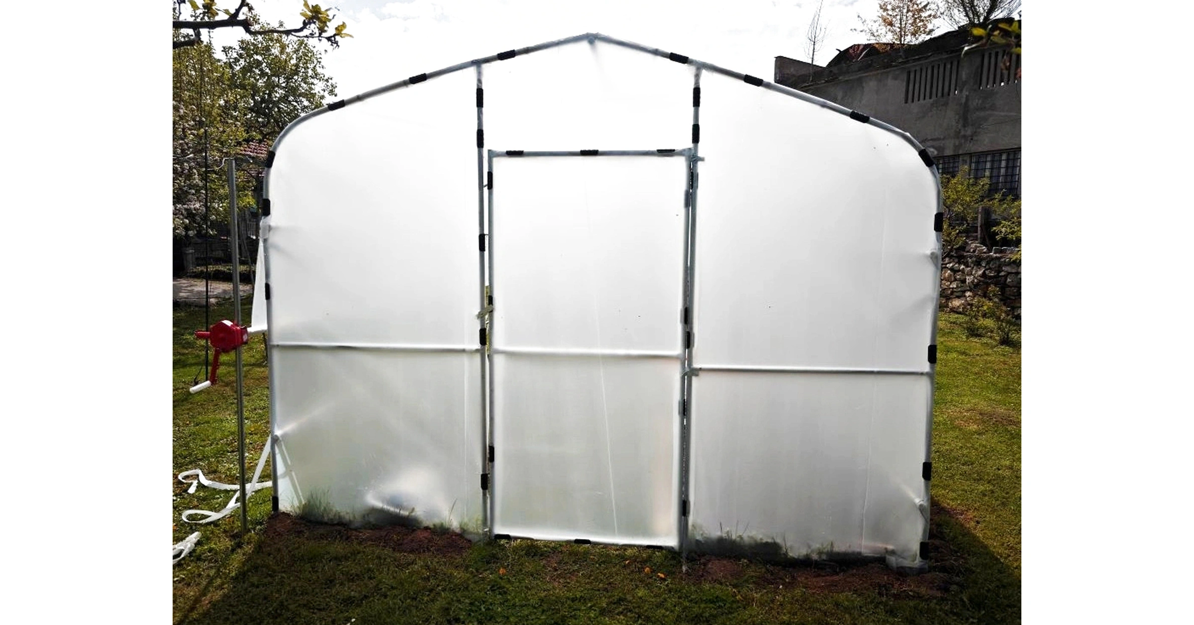 Професионални оранжерии цени: Топ 3 най-изгодни предложения от Sorbe.bg