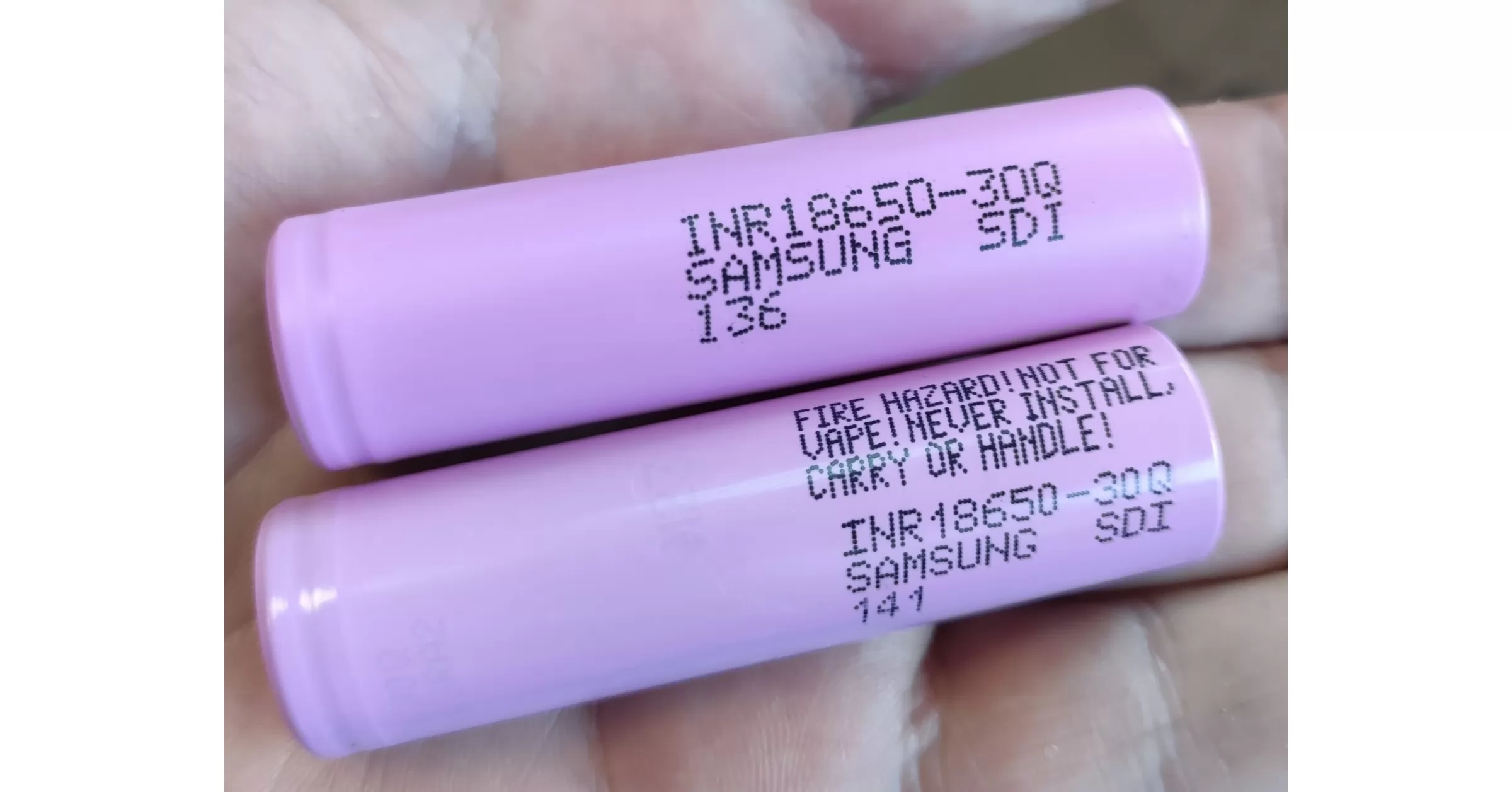 Как лесно да разпознаем Фалшиви литиевойонни батерии