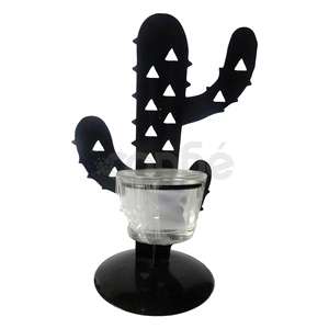 Свещник метален