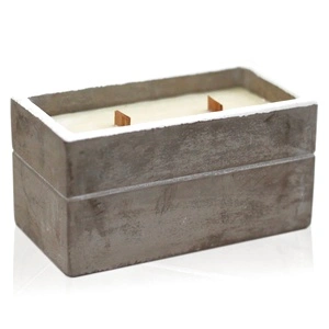 Large Concrete Soy Candle - Spiced South Sea Lime