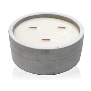 Large Concrete Soy Candle - Patchouli and Dark Amber