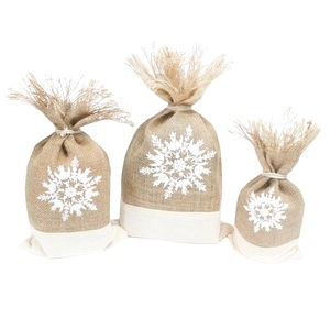 Danish Pouch Set of 3 - White and Snowflake