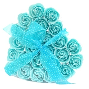 Set of 24 Soap Flower Heart Box - Blue Roses