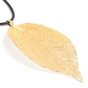 Necklace - Bravery Leaf - Gold