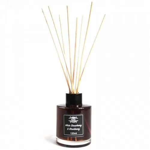 120ml Reed Diffuser - White Strawberry and Blackberry ➤ топ цена ➤ sorbe.bg