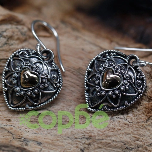 Silver and Gold Earring - Mandala Hearts ➤ топ цена ➤ sorbe.bg