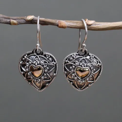 Silver and Gold Earring - Mandala Hearts ➤ топ цена ➤ sorbe.bg