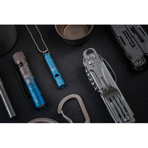 Сигнална свирка Oknife Owhistle - Титаниева сплав, синя ➤ топ цена ➤ sorbe.bg