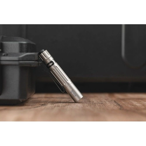 Фенерче Olight i3T EOS 180lm – Titanium ➤ топ цена ➤ sorbe.bg