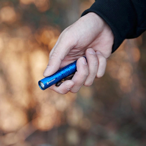 Фенерче Olight i3T EOS 180lm - Pinwheel Blue ➤ топ цена ➤ sorbe.bg