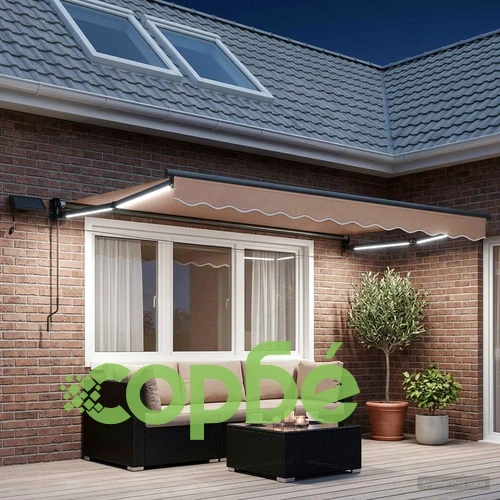 Ръчен изтеглящ се сенник с LED светлини Таупе 3 x 2 м ➤ топ цена ➤ sorbe.bg