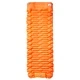 Самонадуваем дюшек за къмпинг с възглавница 193x66x6 см оранжев