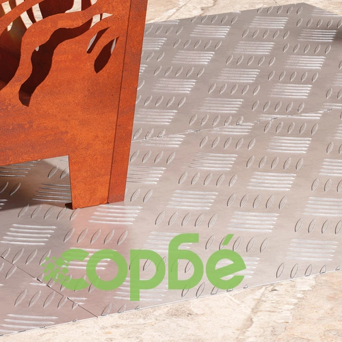 Алуминиеви плоскости с шахматен шаблон против хлъзгане, 4 броя, 70x40 см, дебелина 0.3 см ➤ топ цена ➤ sorbe.bg