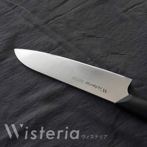 Кухненски нож Fuji Cutlery Santoku FC-680 Wisteria- черен ➤ топ цена ➤ sorbe.bg