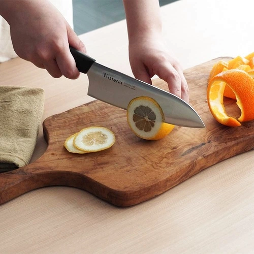 Кухненски нож Fuji Cutlery Santoku FC-680 Wisteria- черен ➤ топ цена ➤ sorbe.bg