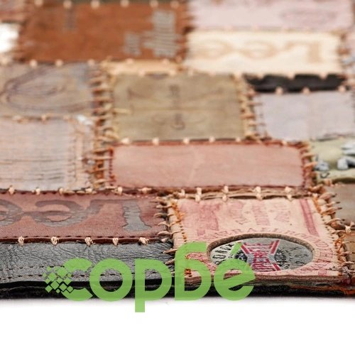 Пачуърк килим от кожени етикети на дънки, 80x150 см, кафяв ➤ топ цена ➤ sorbe.bg
