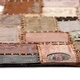 Пачуърк килим от кожени етикети на дънки, 80x150 см, кафяв
