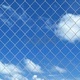 Оградна мрежа с колове поцинкована стомана 15x1,5 м сребриста