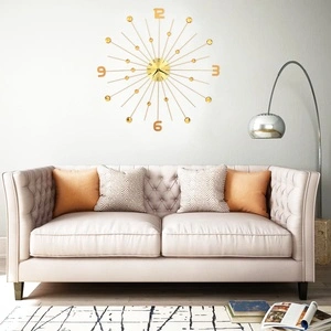 Стенен часовник, метал, 70 см, златист