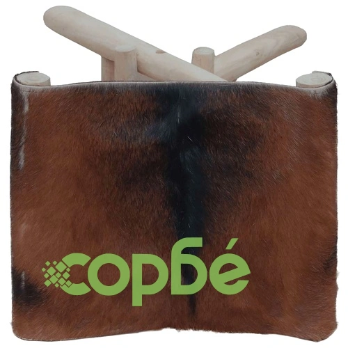 Сгъваема табуретка, козя кожа и тиково дърво масив ➤ топ цена ➤ sorbe.bg