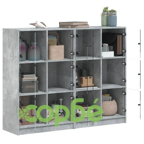 Библиотека с врати бетонно сива 136x37x109 см инженерно дърво ➤ топ цена ➤ sorbe.bg