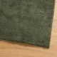 Килим HUARTE с къс косъм, мек и миещ се, горско зелен 140x200см