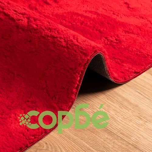 Килим HUARTE с къс косъм, мек и миещ се, червен, 140x200 см ➤ топ цена ➤ sorbe.bg