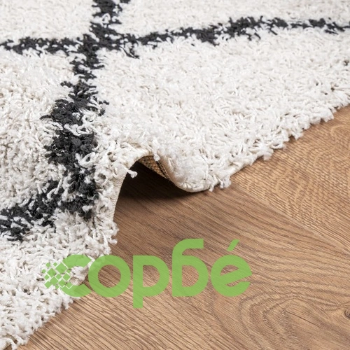 Шаги килим с дълъг косъм 