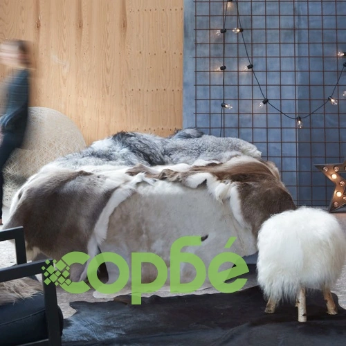 Килим, естествена телешка кожа, кафяво и бяло, 180x220 см ➤ топ цена ➤ sorbe.bg