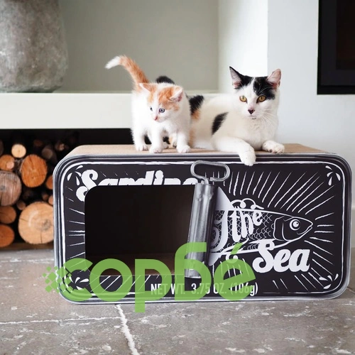 DISTRICT70 Драскалка за котки/пещера SARDINE, черна ➤ топ цена ➤ sorbe.bg