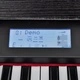 Електрическо/Дигитално пиано с 88 клавиша и поставка Електрическо/Дигитално пиано с 88 клавиша и поставка