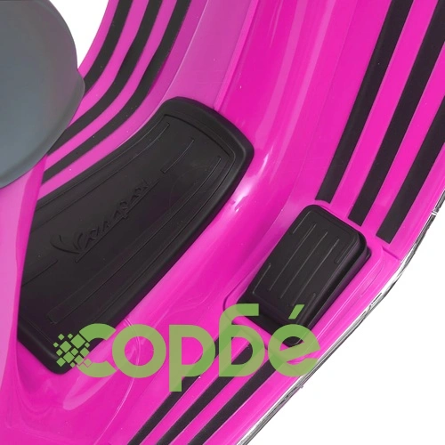 Електрически мотоциклет за деца Vespa GTS300 розов ➤ топ цена ➤ sorbe.bg